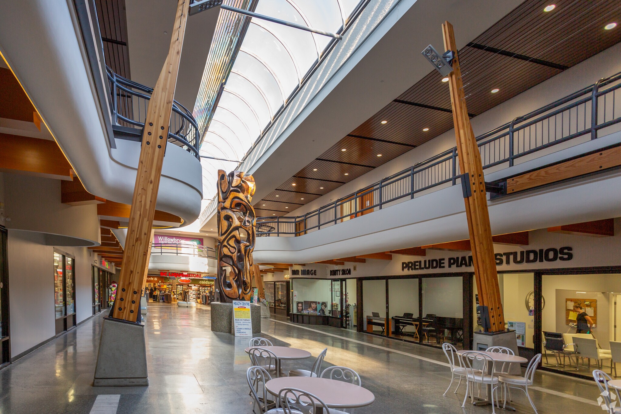 800 McBride Blvd, New Westminster, BC V3L 2B8 Royal Square Mall