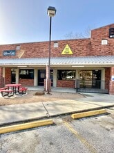 3420-3440 N St Marys St, San Antonio, TX for lease Building Photo- Image 2 of 23
