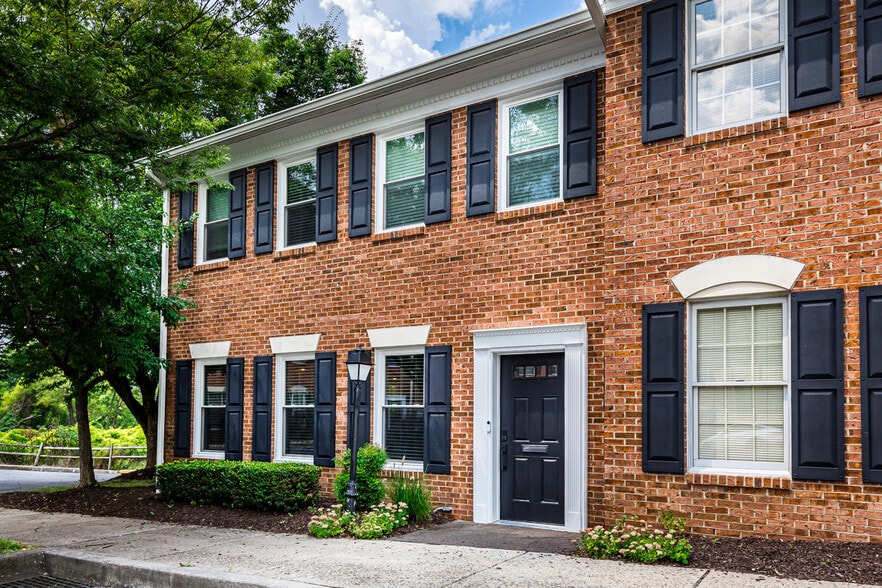 3450 Ellicott Center Dr, Ellicott City, MD for lease - Building Photo - Image 2 of 28