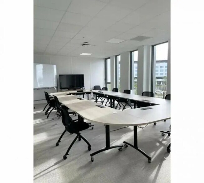 Office in Mérignac for lease - Interior Photo - Image 3 of 5