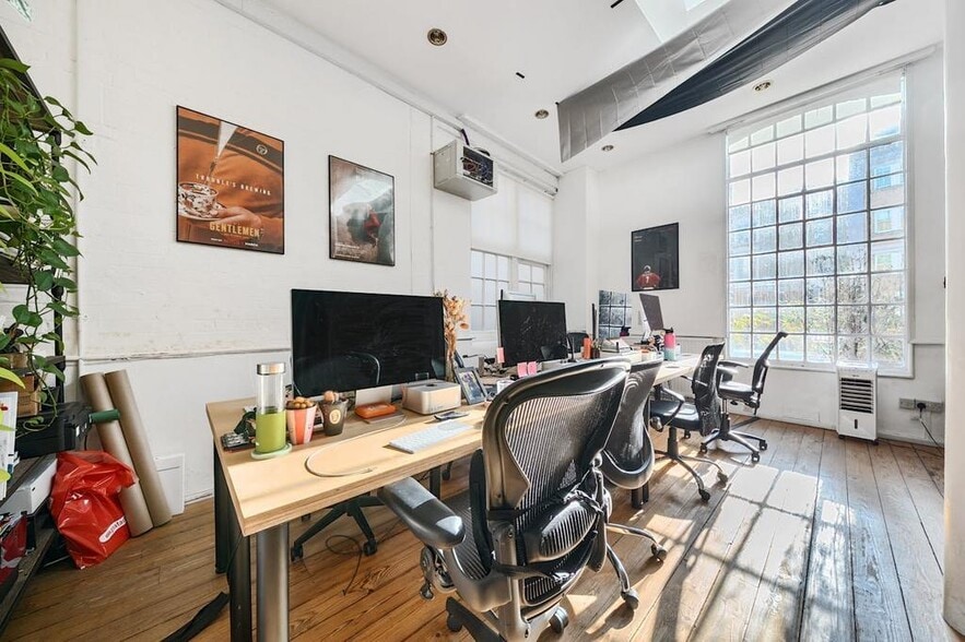 38 Kingsland Rd, London for lease - Building Photo - Image 3 of 23