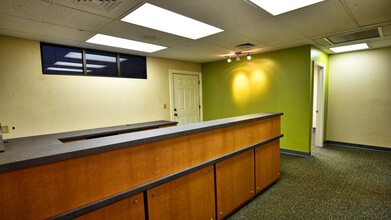 9109 Baymeadows Rd, Jacksonville, FL for lease Building Photo- Image 2 of 14