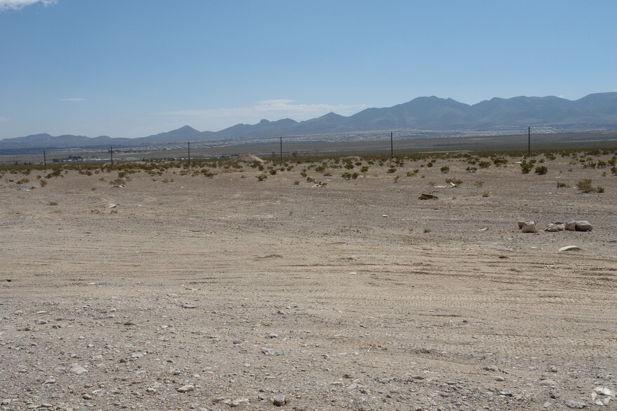 13172 S Las Vegas Blvd, Henderson, NV for sale - Building Photo - Image 2 of 2