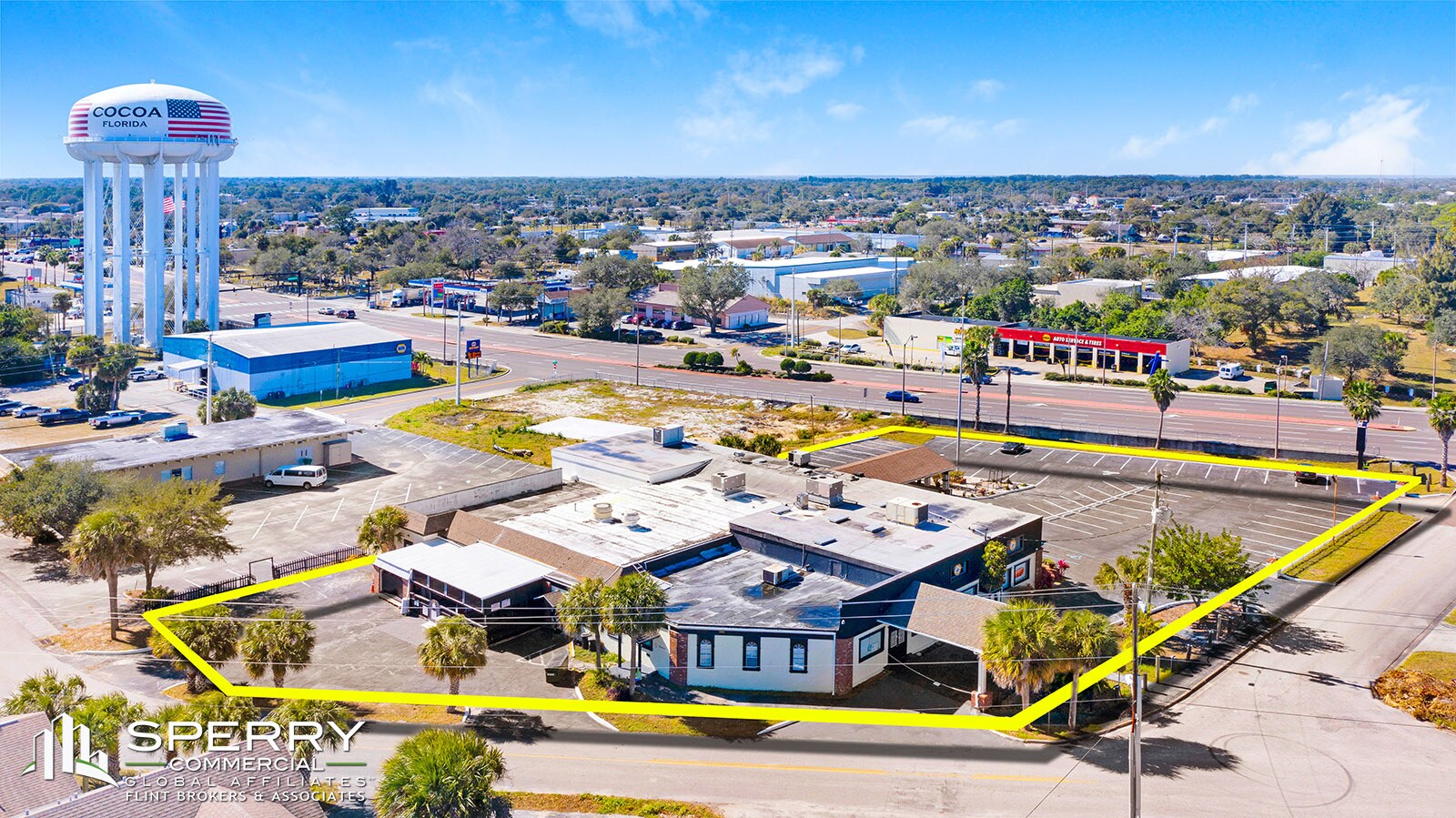 300 N Cocoa Blvd, Cocoa, FL for sale Building Photo- Image 1 of 1