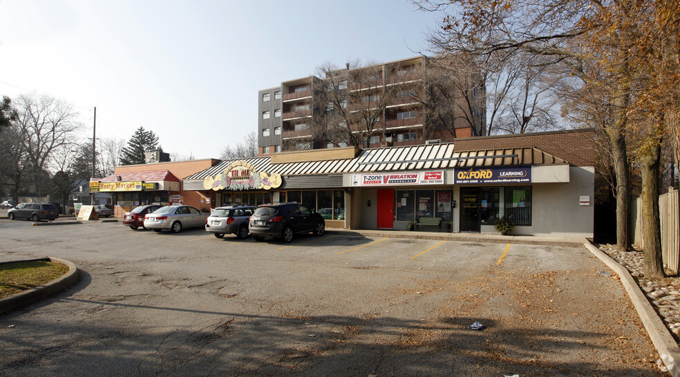 347 Lakeshore Rd E, Mississauga, ON for sale - Primary Photo - Image 1 of 1