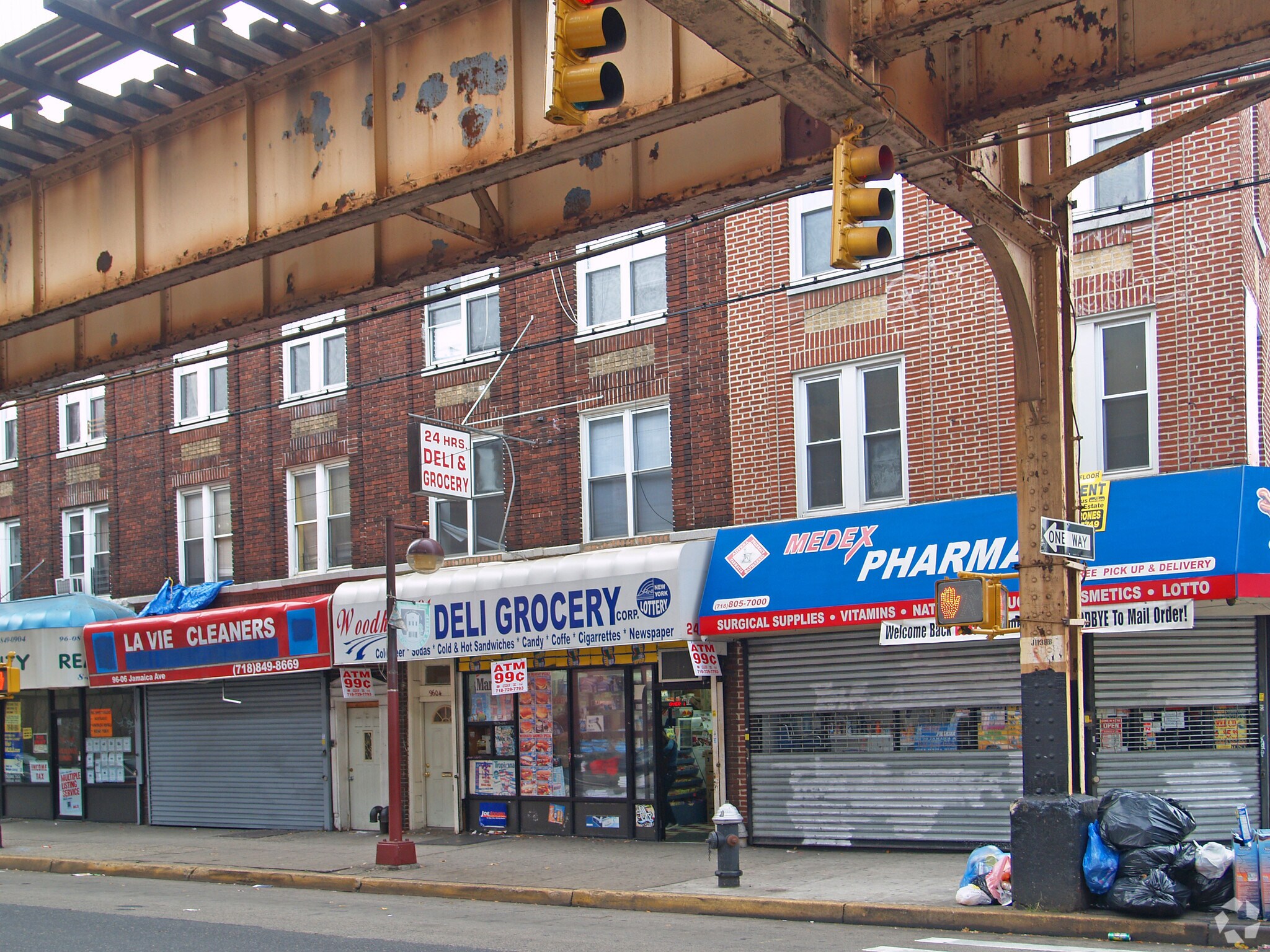 96-04 Jamaica Ave, Jamaica, NY for sale Primary Photo- Image 1 of 1