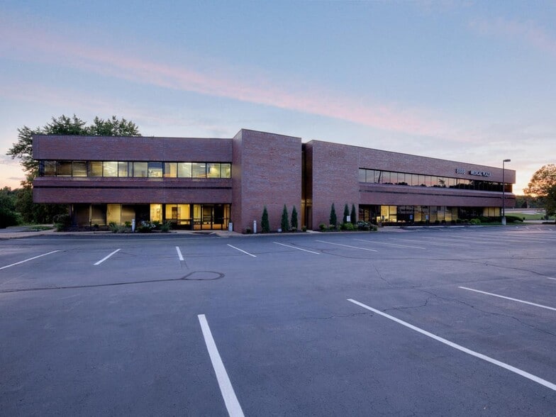 8888 Ladue Rd, Ladue, MO for lease - Building Photo - Image 2 of 2