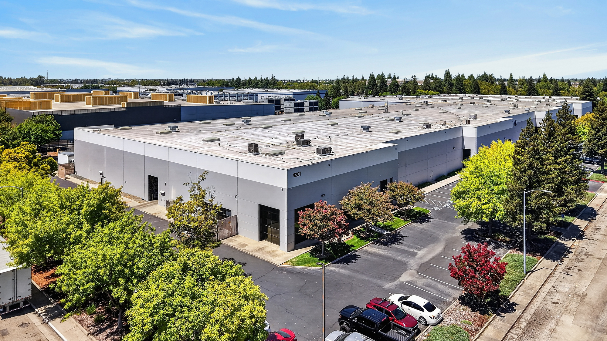 1045 W National Dr, Sacramento, CA for lease Building Photo- Image 1 of 1