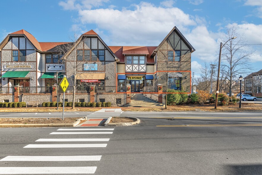 10 Brook St, Asheville, NC for lease - Building Photo - Image 1 of 13