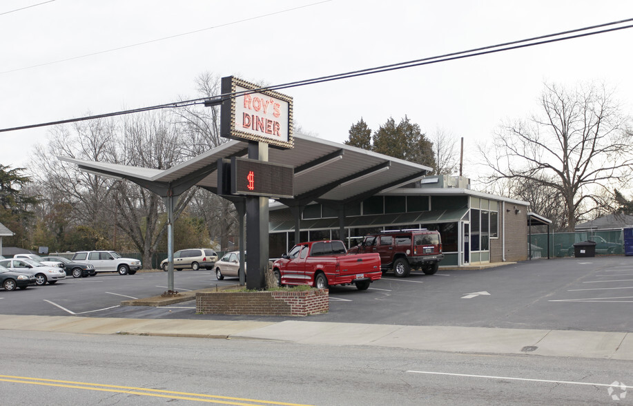 1527 S Main St, Anderson, SC for sale - Building Photo - Image 1 of 1