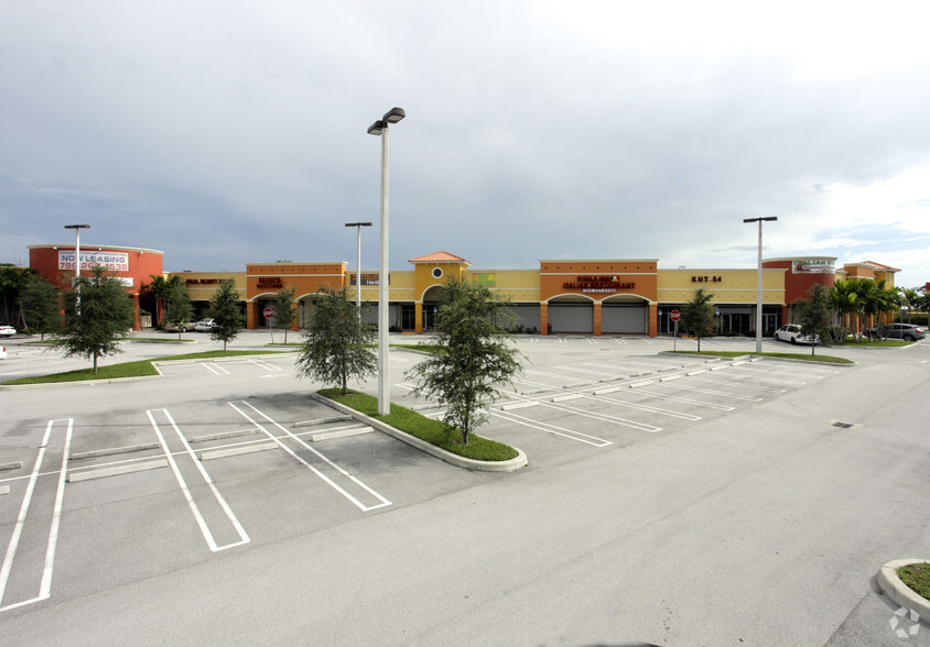 22041 S Dixie Hwy, Miami, FL for lease - Building Photo - Image 3 of 6