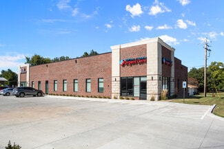 More details for 602 Woodlawn Rd, Lincoln, IL - Retail for Sale