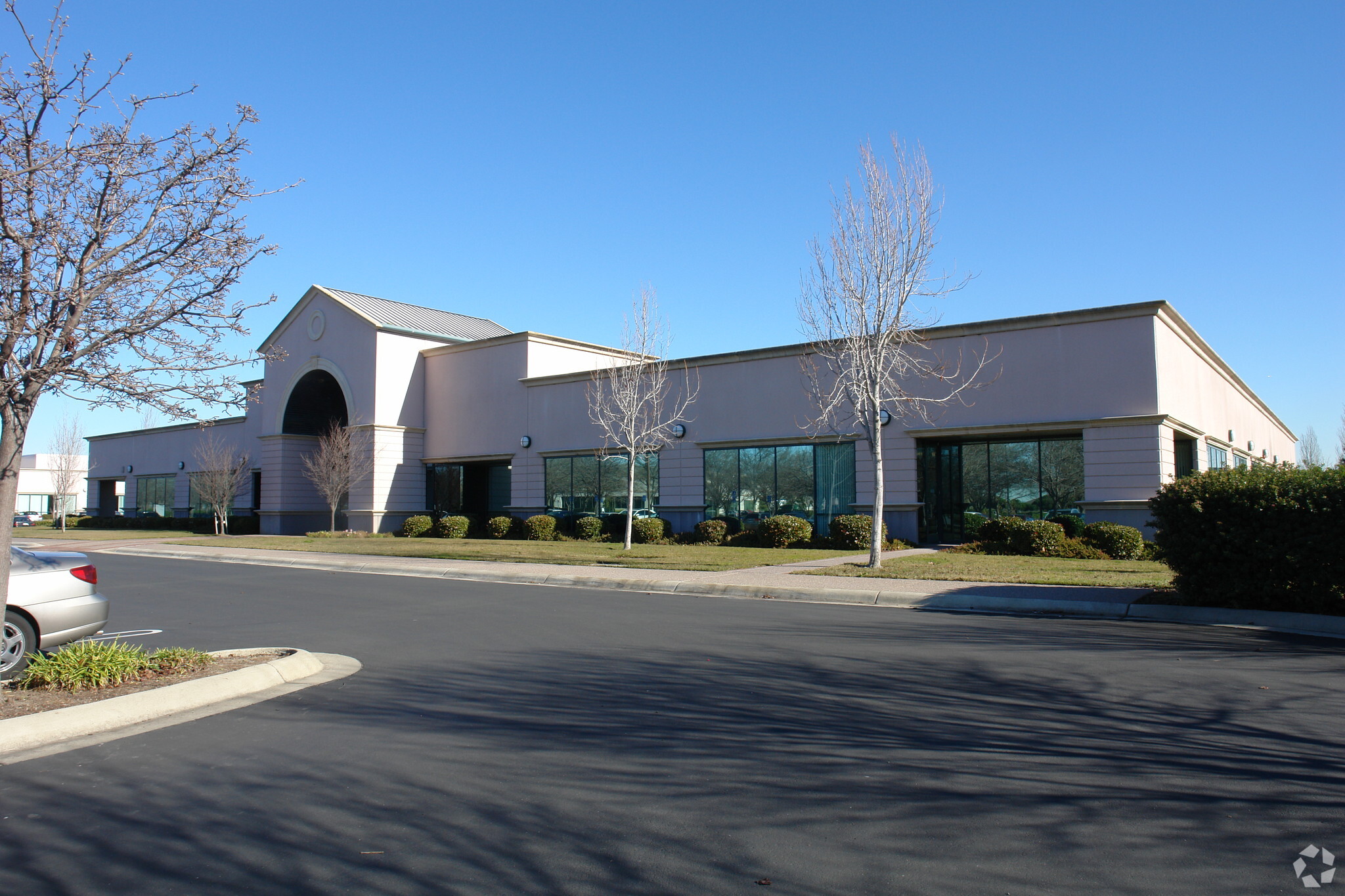 34800 Campus Dr, Fremont, CA for lease Building Photo- Image 1 of 9