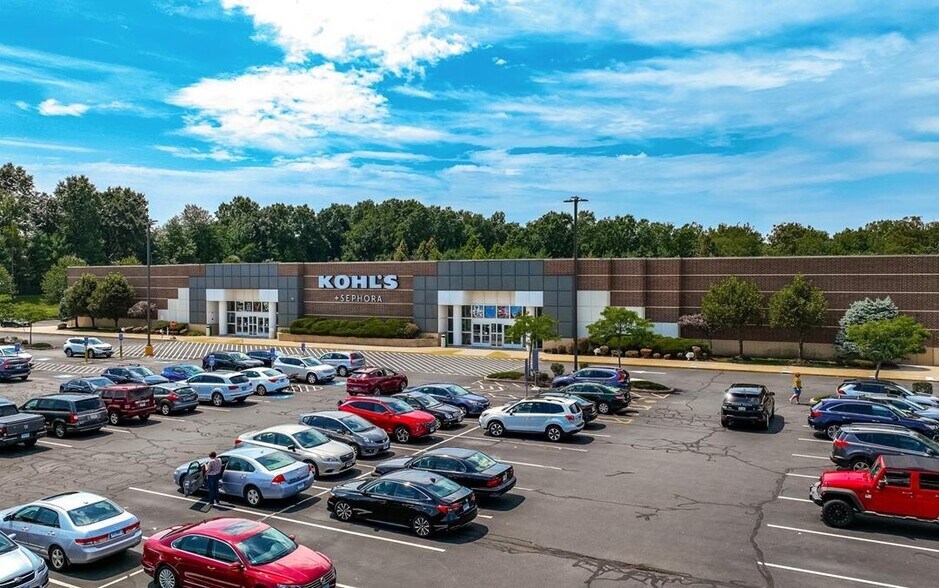 1863 Silas Deane Hwy, Rocky Hill, CT 06067