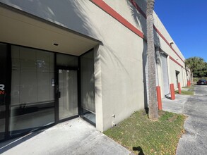 1120 Holland Dr, Boca Raton, FL for lease Building Photo- Image 2 of 10