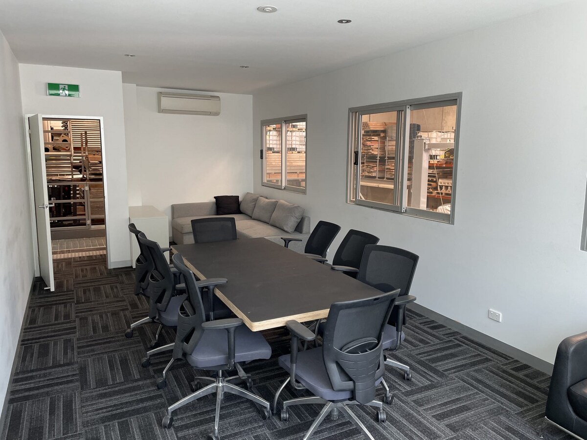 2 Harrick Rd, Keilor Park, VIC 3042 - Unit 5 - - Interior Photo - Image 1 of 3