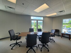 325 Cherokee Blvd, Chattanooga, TN for lease Interior Photo- Image 1 of 11