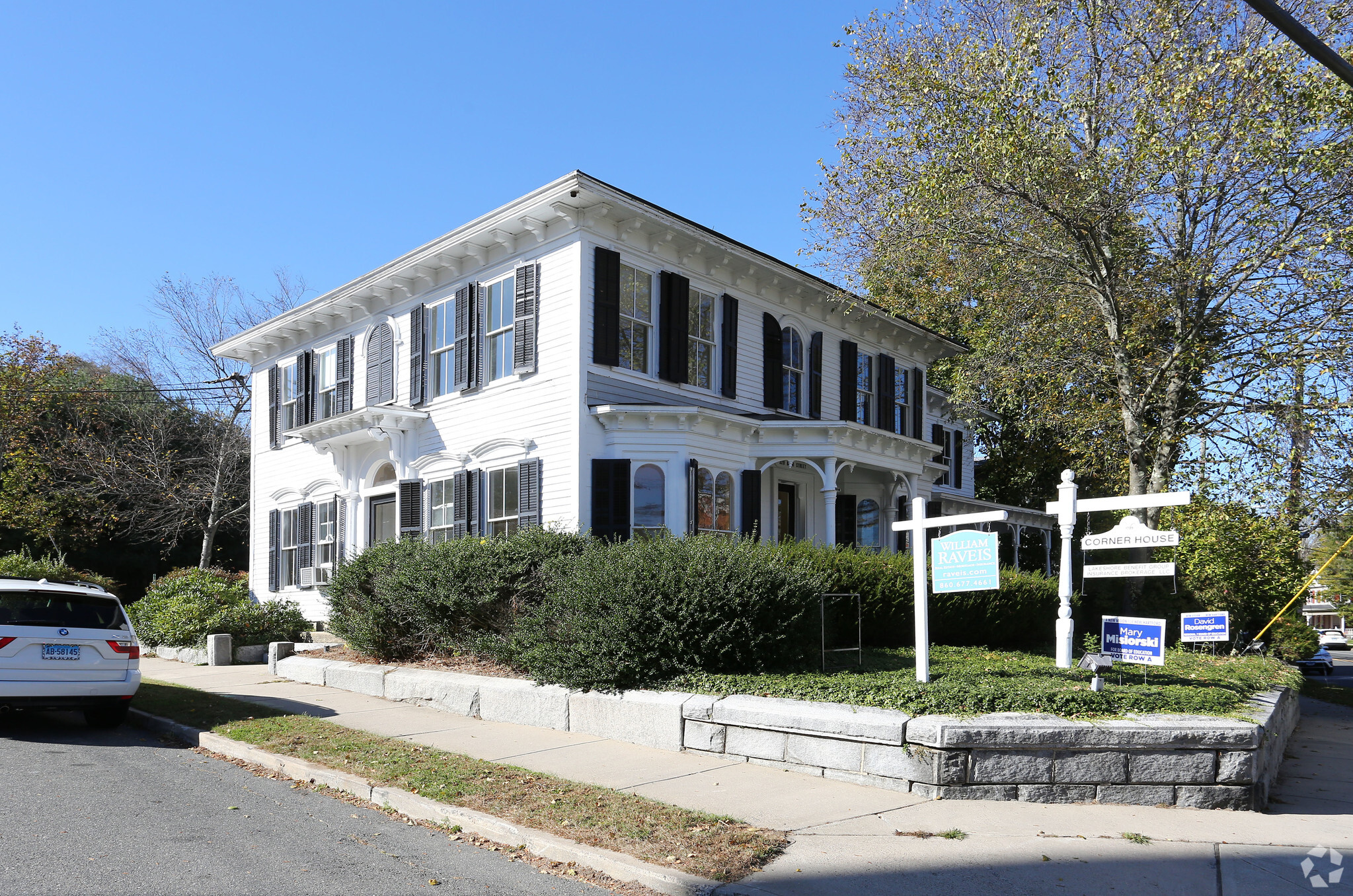 529 Main St, New Hartford, CT for sale Primary Photo- Image 1 of 1