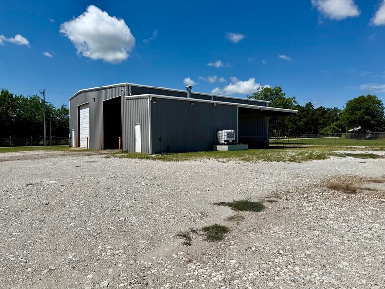836 Farm 71 rd, Talco, TX for sale - Primary Photo - Image 1 of 25