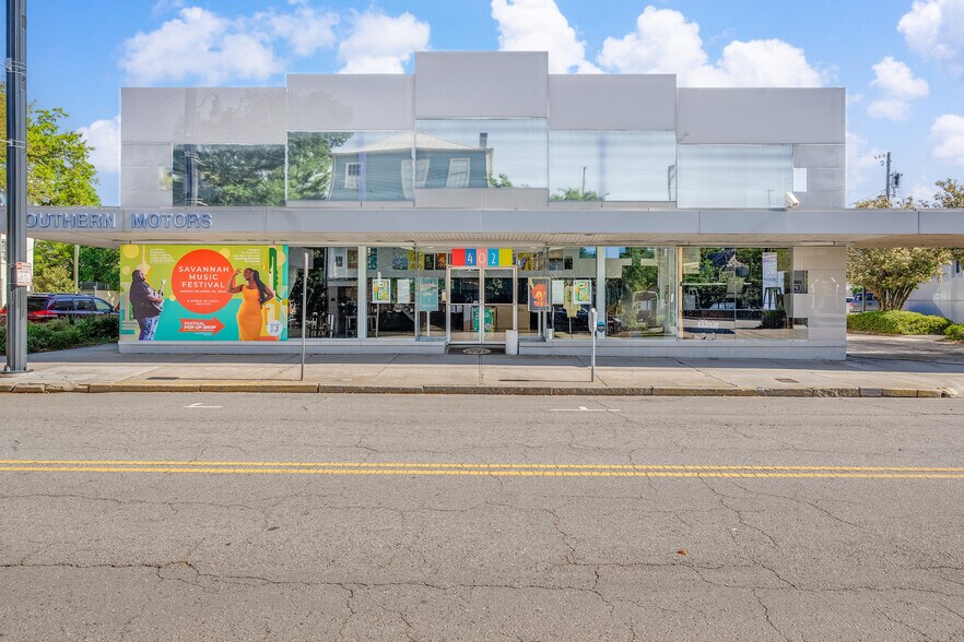 402 E Broughton St, Savannah, GA for sale - Building Photo - Image 1 of 1