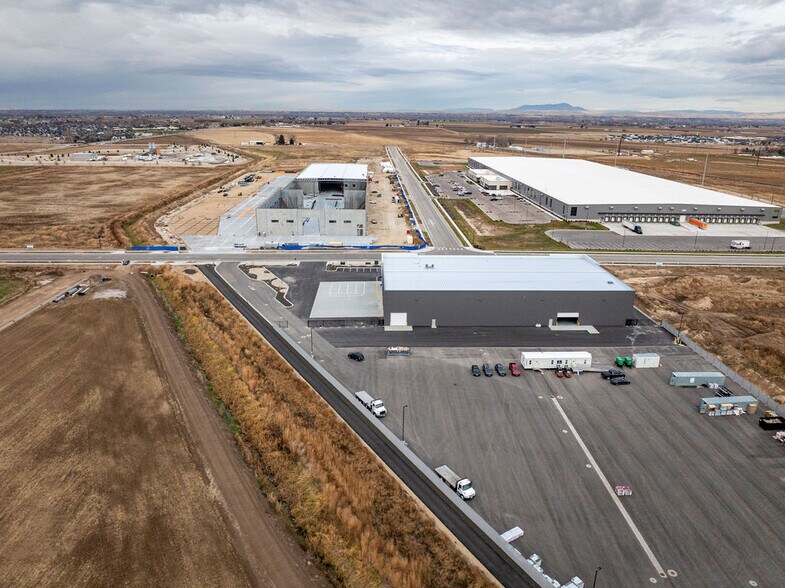 17540 Midland Blvd, Nampa, ID for lease - Aerial - Image 3 of 3