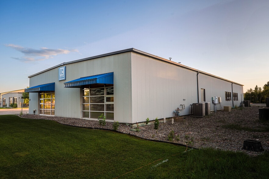 110 Cooperative Way, Kalispell, MT for lease - Building Photo - Image 3 of 27