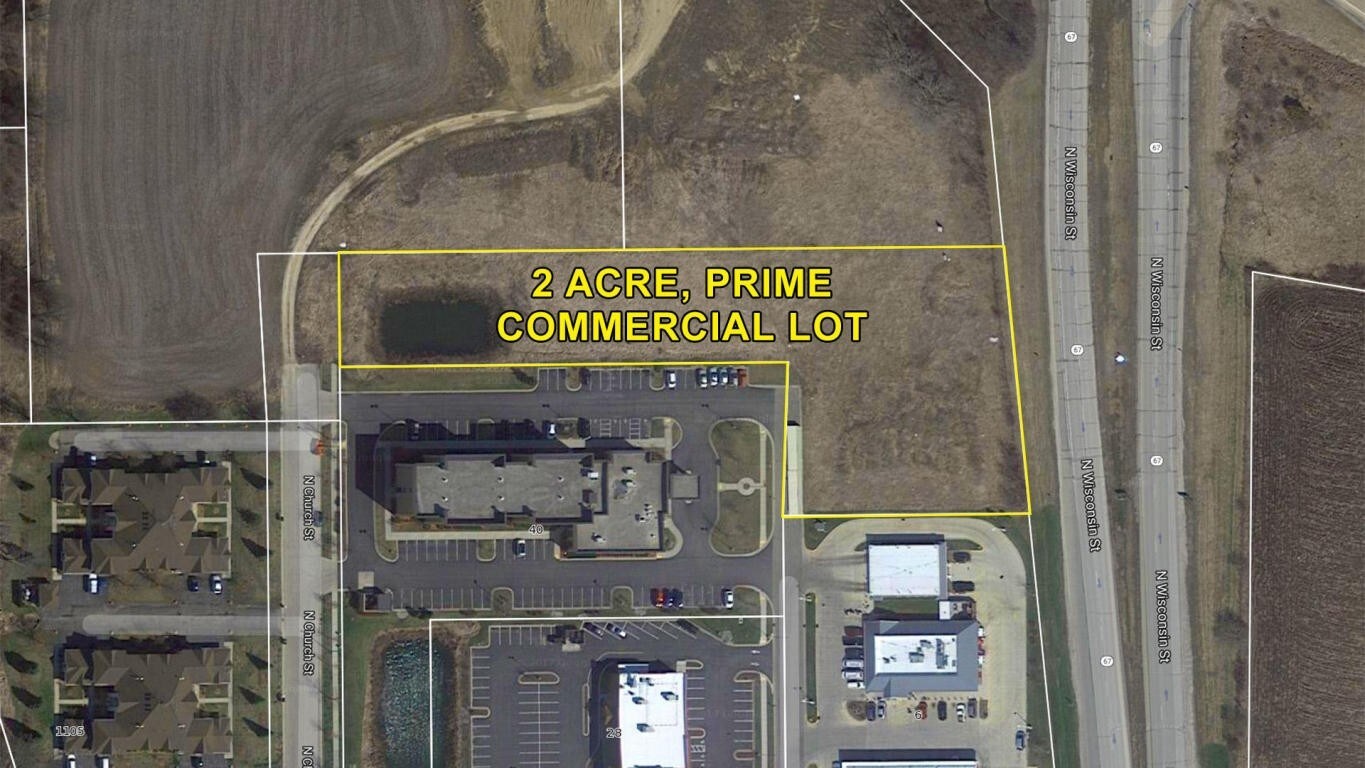 48 W Hidden Trl, Elkhorn, WI for sale Primary Photo- Image 1 of 1