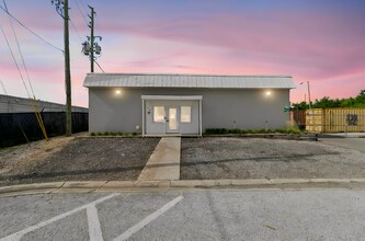 1740 Calumet St, Clearwater, FL for lease Building Photo- Image 1 of 30