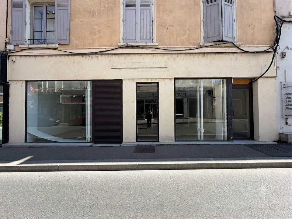 157 Grande Rue, OULLINS-PIERRE-BÉNITE for lease Building Photo- Image 1 of 11