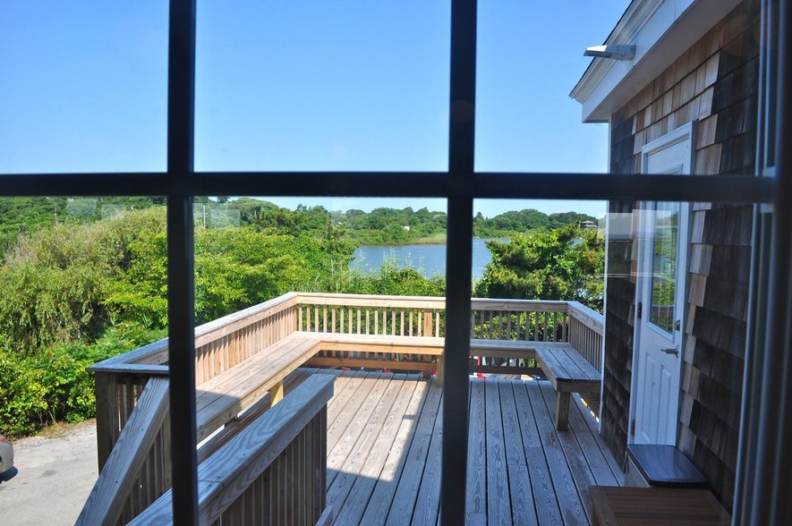 649 Montauk Hwy, Montauk, NY for sale - Building Photo - Image 3 of 5