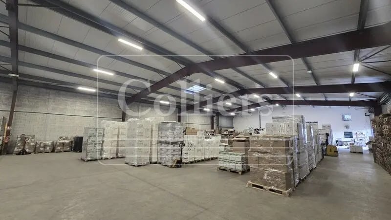 Office in Septèmes-les-Vallons for lease Building Photo- Image 1 of 8