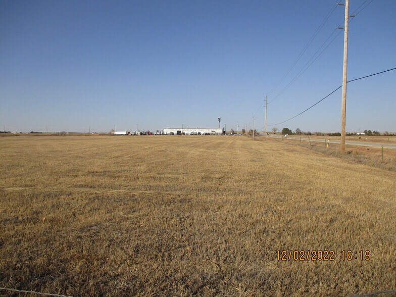 00 Commerce Parkway, Hays, KS 67601