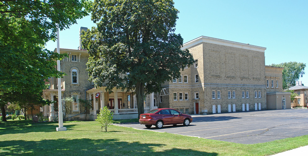 1012 Main St, Racine, WI for sale - Building Photo - Image 3 of 8