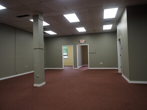 9 Business Park Dr, Branford, CT for lease Building Photo- Image 2 of 5