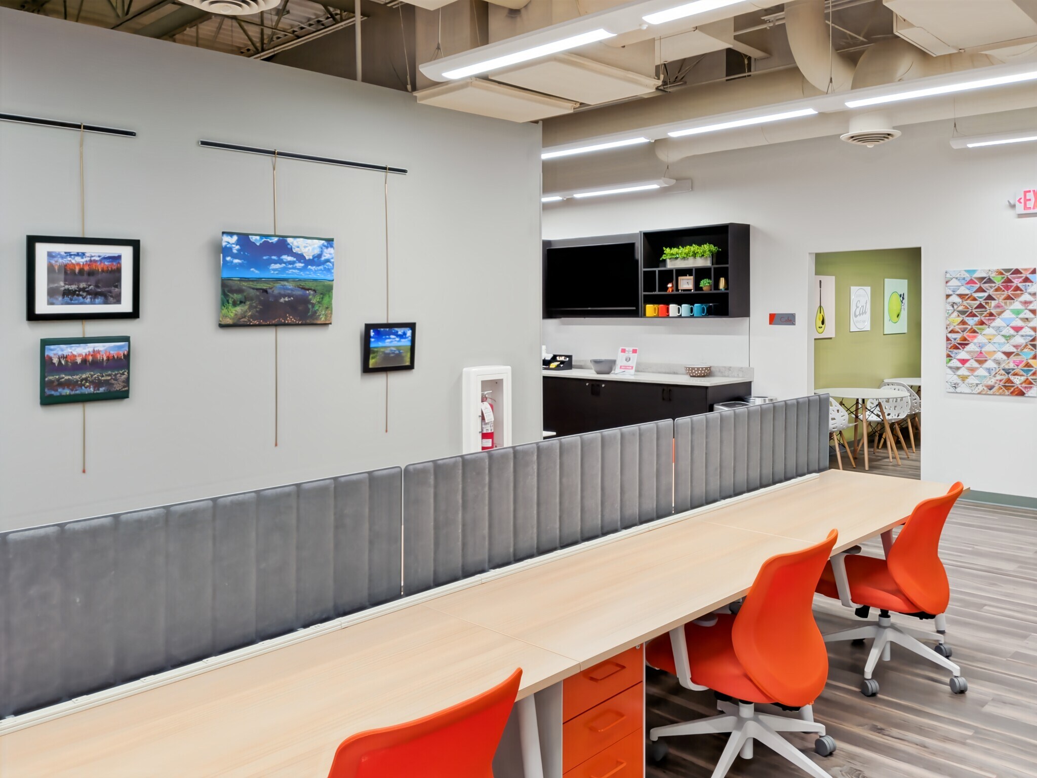 1574 W Broadway, Madison, WI for lease Building Photo- Image 1 of 14