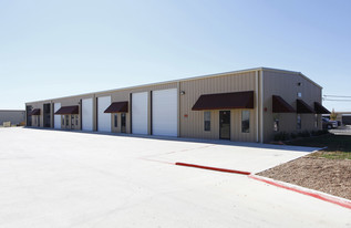 1379 Wald Rd, New Braunfels TX - Warehouse