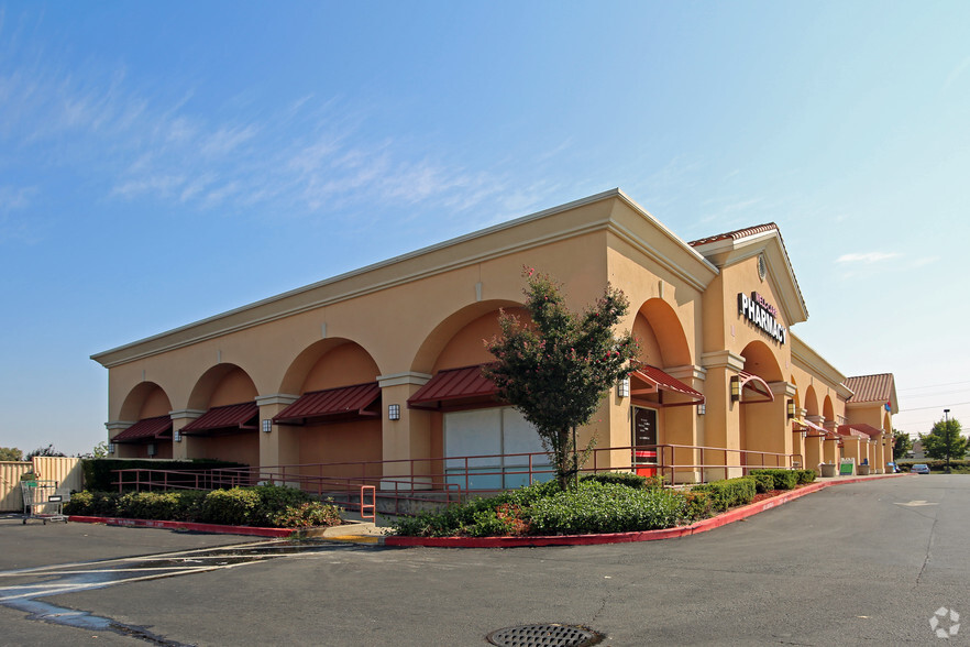 3625 Northgate Blvd, Sacramento, CA for lease - Building Photo - Image 1 of 13