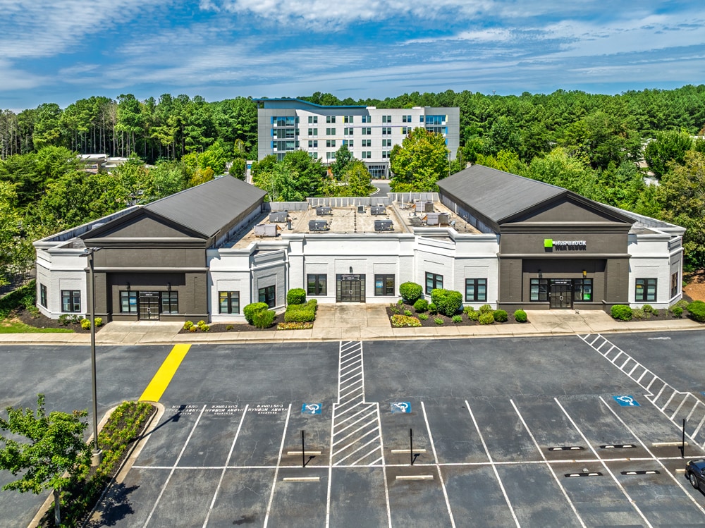 7855 N Point Pky, Alpharetta, GA for lease Building Photo- Image 1 of 7