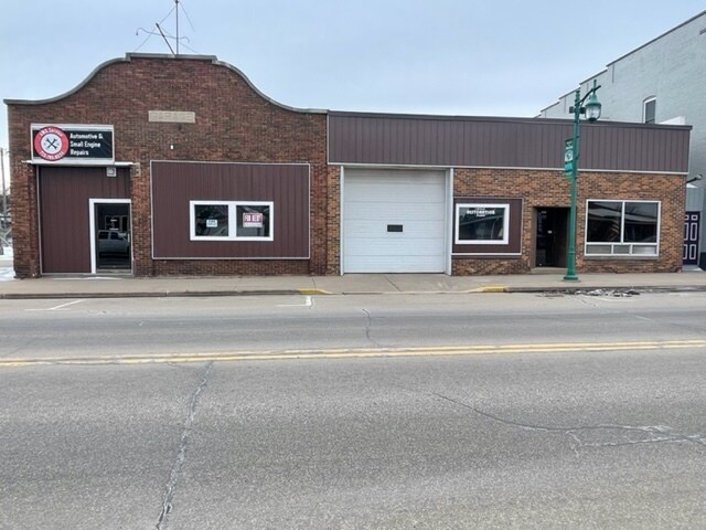 109 S Main St, Marion, WI for sale - Primary Photo - Image 1 of 1