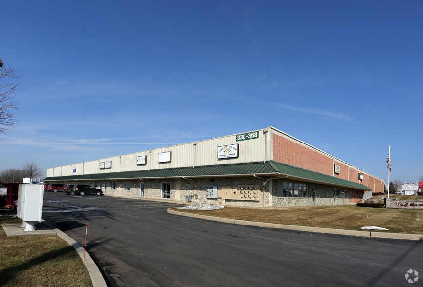 330 N Reading Rd, Ephrata, PA for lease - Building Photo - Image 3 of 47
