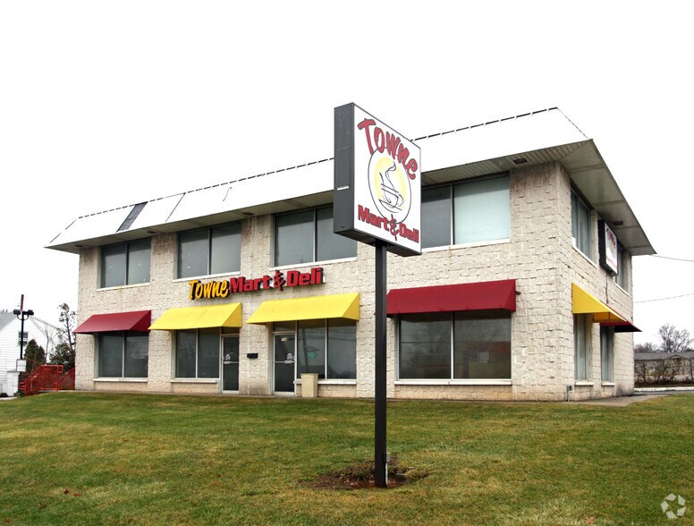 734 Green St, Iselin, NJ for sale - Primary Photo - Image 1 of 1