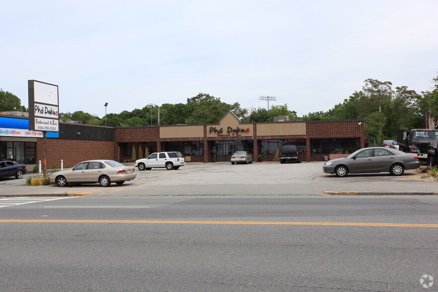 591593 Park Ave, Worcester, MA 01603