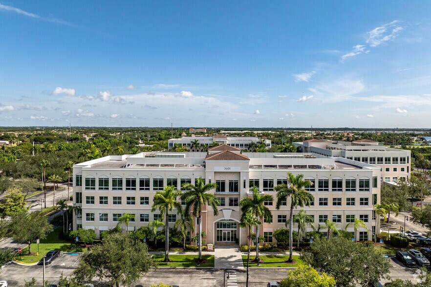 3601 SW 160th Ave, Miramar, FL for lease - Building Photo - Image 2 of 4