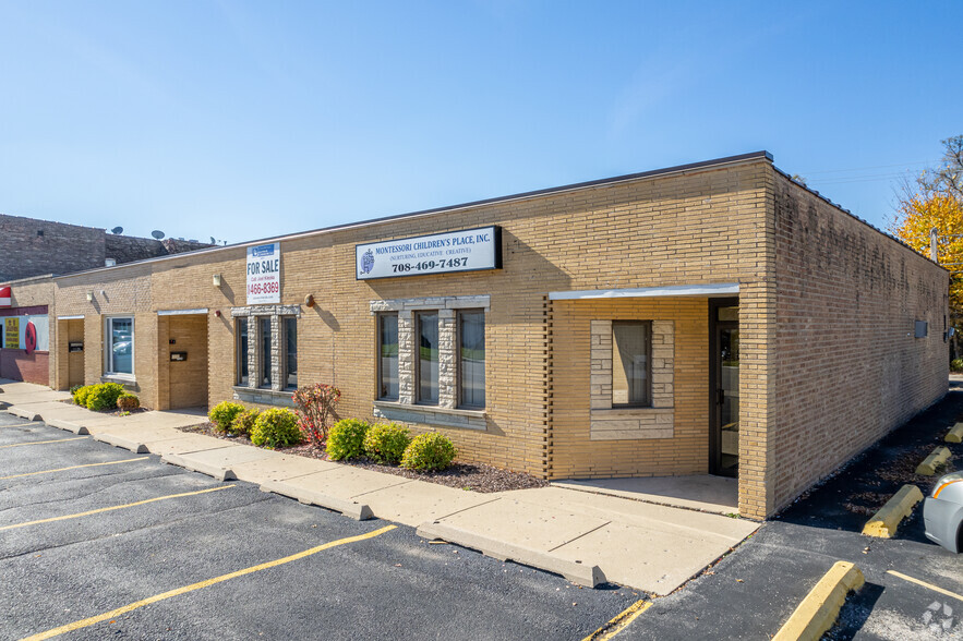 1126-30 N Maple Ave, La Grange Park, IL for sale - Building Photo - Image 1 of 12