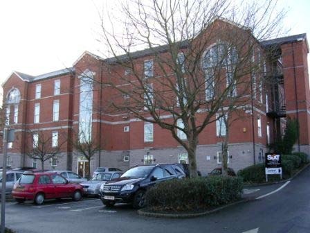 Holywell St, Chesterfield for lease - Building Photo - Image 3 of 6