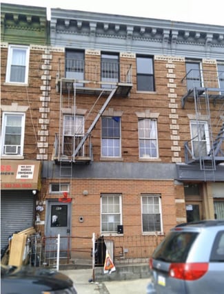 More details for 956 Rogers Ave, Brooklyn, NY - Multifamily for Sale