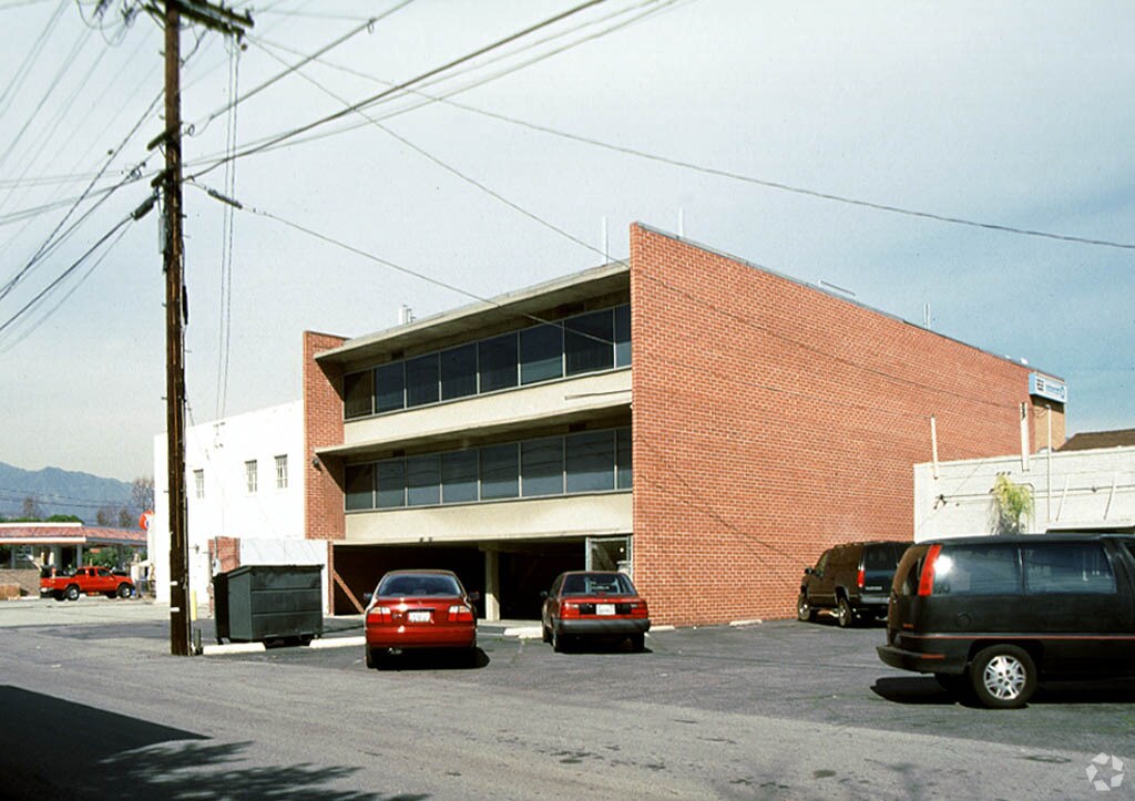 2360 Huntington Dr, San Marino, CA 91108 BLANKSPACES San Marino