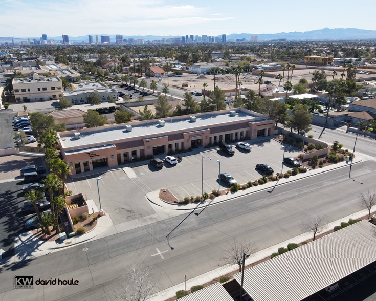 2578 Belcastro St, Las Vegas, NV for sale - Building Photo - Image 2 of 8