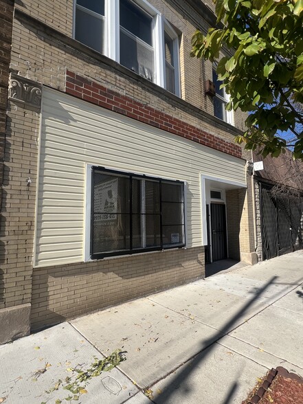 11418 S Michigan Ave, Chicago, IL for lease - Primary Photo - Image 1 of 8