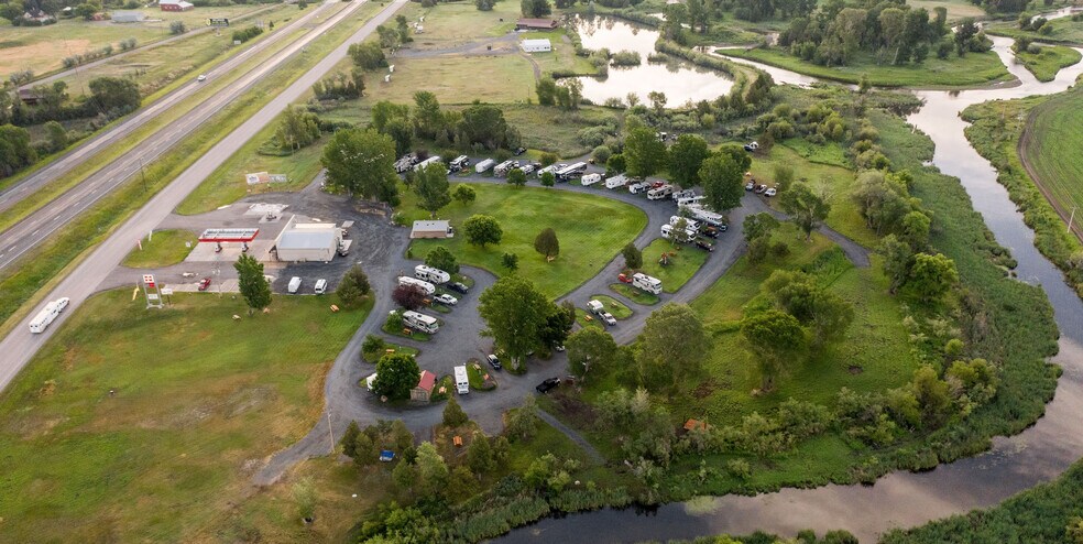 770 Highway 2, Cardwell, MT for sale - Building Photo - Image 1 of 1